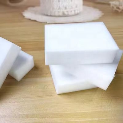 Меламиновая губка Magic Sponge 9x6x3см для чистки кухни и ванной