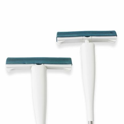 Compact Size Customizable Bathroom Mop In White And Blue With PP Material For Easy Cleaning