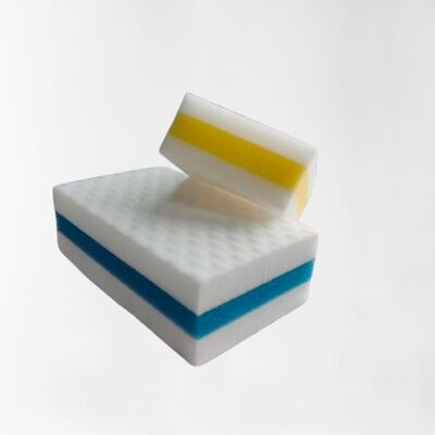 Double-sided nano sponge with PU layer, a powerful cleaning sponge for removing stains, suitable for cleaning kitchenware and household items.