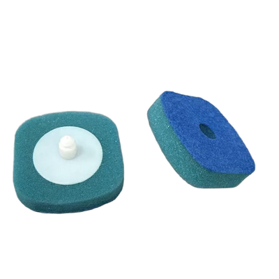 Toilet brush replacement pack, antibacterial and deodorizing, for everyday household use.