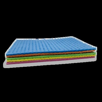 Customizable wood pulp cotton cleaning cloths for everyday kitchen cleaning.